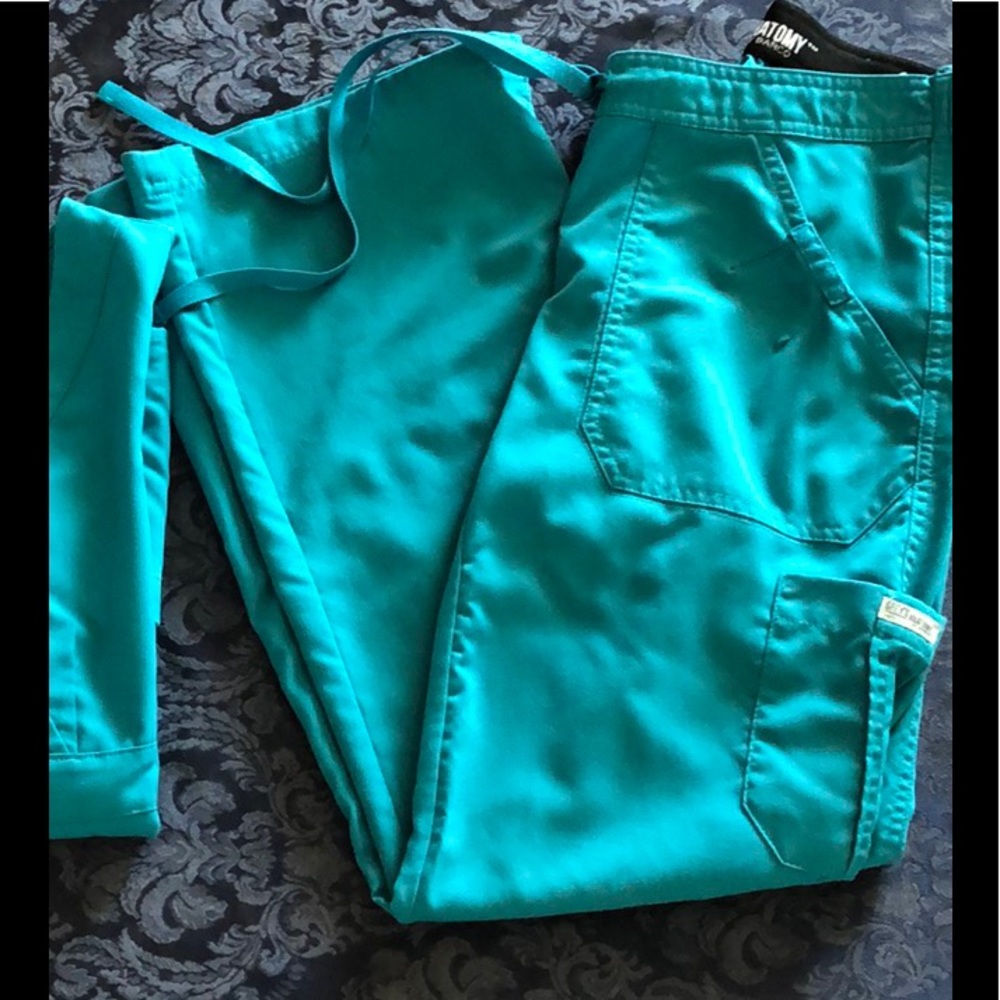 Grey’s Anatomy XXSP teal scrub pant.